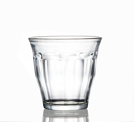 厚實(shí)玻璃啤酒杯